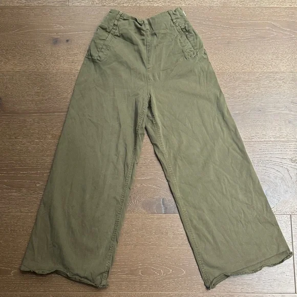 ZARA Green High Waist Cropped Pants – Size XS (US 2) - Picture 2 of 6
